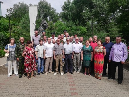 10 лет памятнику погибшим защитникам отечества в Зерноградском районе